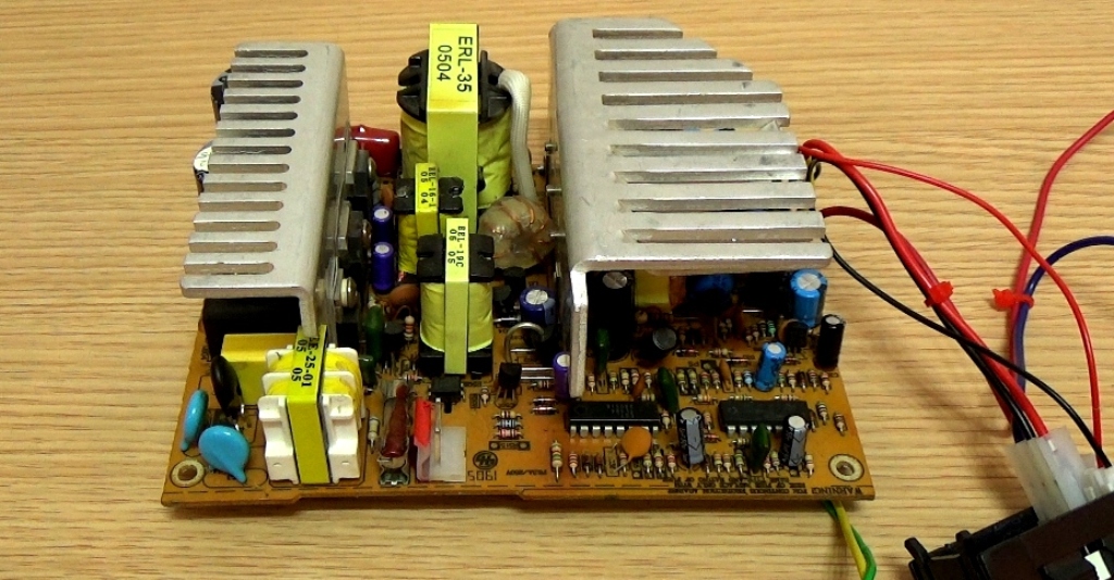 Bilgisayar güç kaynağı devre kartı Bilgisayar güç kaynağı devre kartı